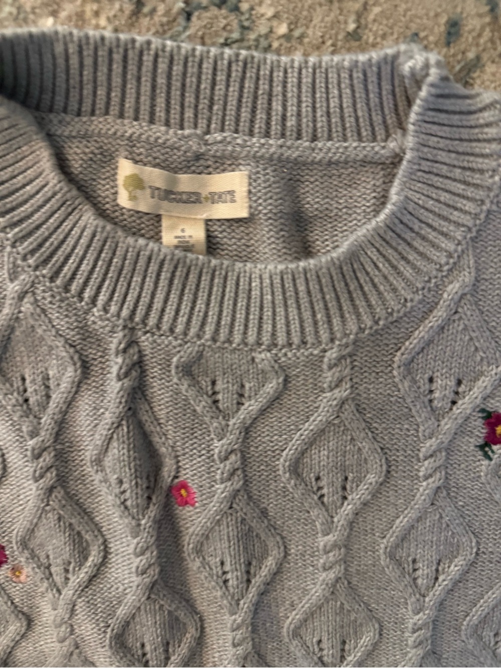 Girls Size 6 Embroidery Sweater grey & pink - Picture 2 of 4
